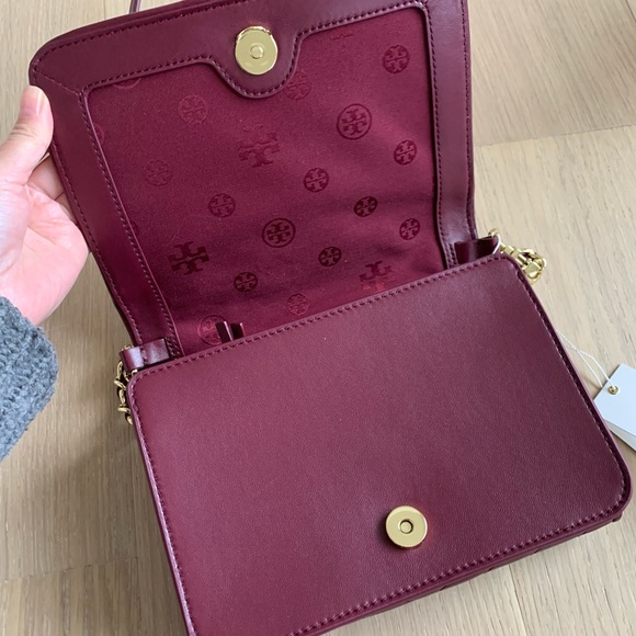 NWT TORY BURCH Alexa Combo Crossbody Chain Strap - Imperial Garnet $428 - Picture 9 of 9